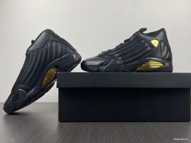 One Kick Retro Air 487471-022 Moments' 'Defining 14 Jordan 0702